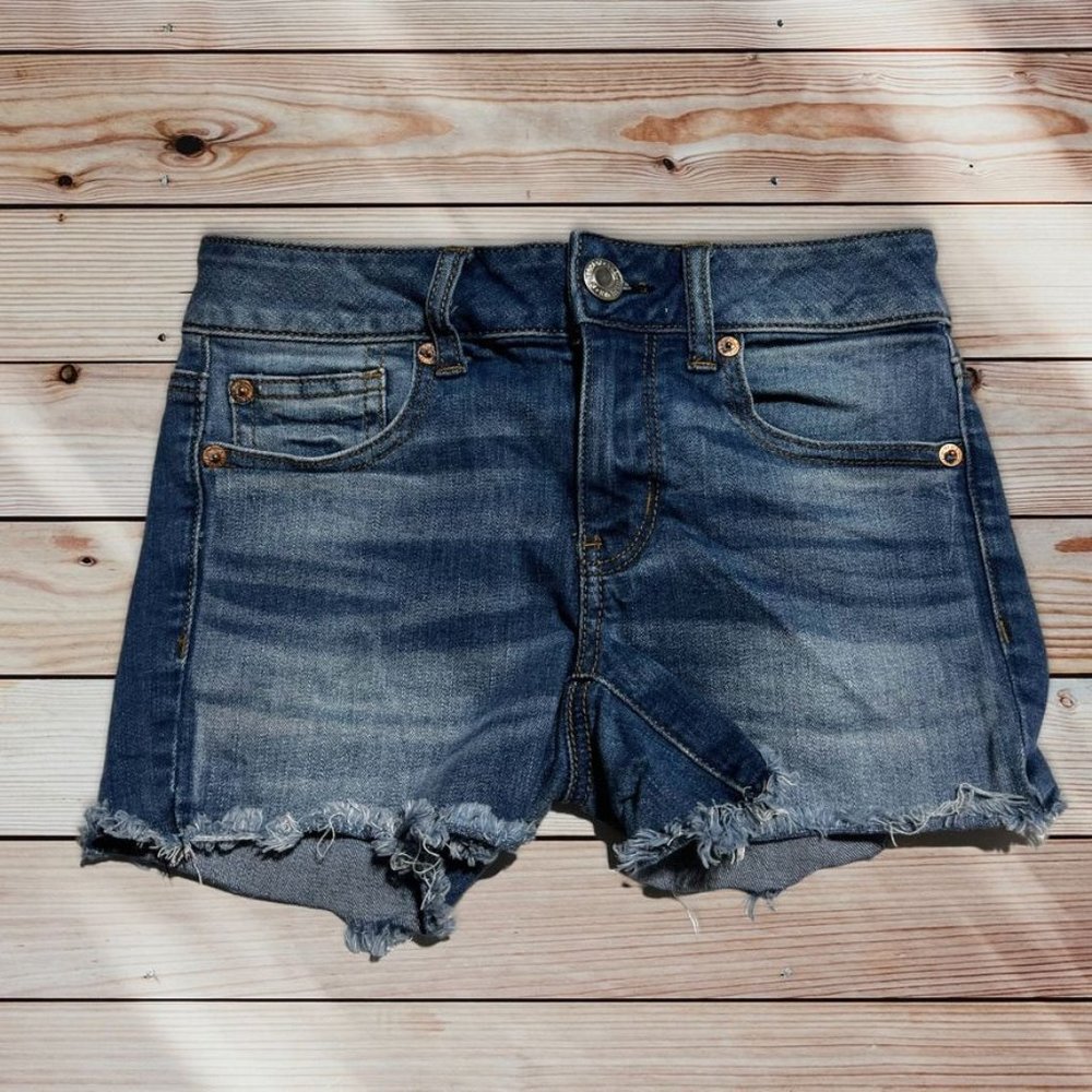 American Eagle Midi Short Size 0